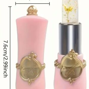 Moisturizing color changing Lipstick